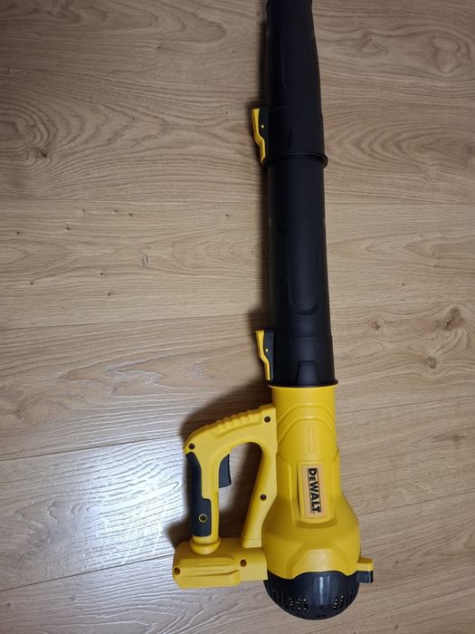 Mocna Dmuchawa pod baterie Dewalt