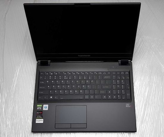 Laptop gamingowy Hyperbook SL504 i7-9750H RTX2070 – stan idealny