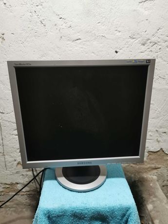 Monitor samsung syncmaster 913n