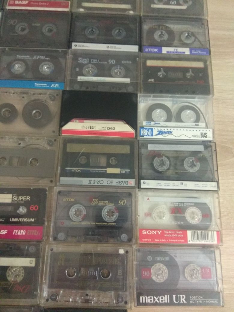 44 kasety magnetofonowe Nowe i używane
