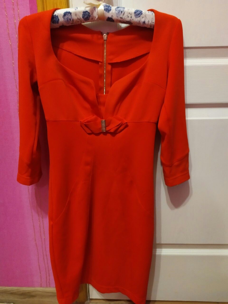 Платье красное нарядное 42 размер S