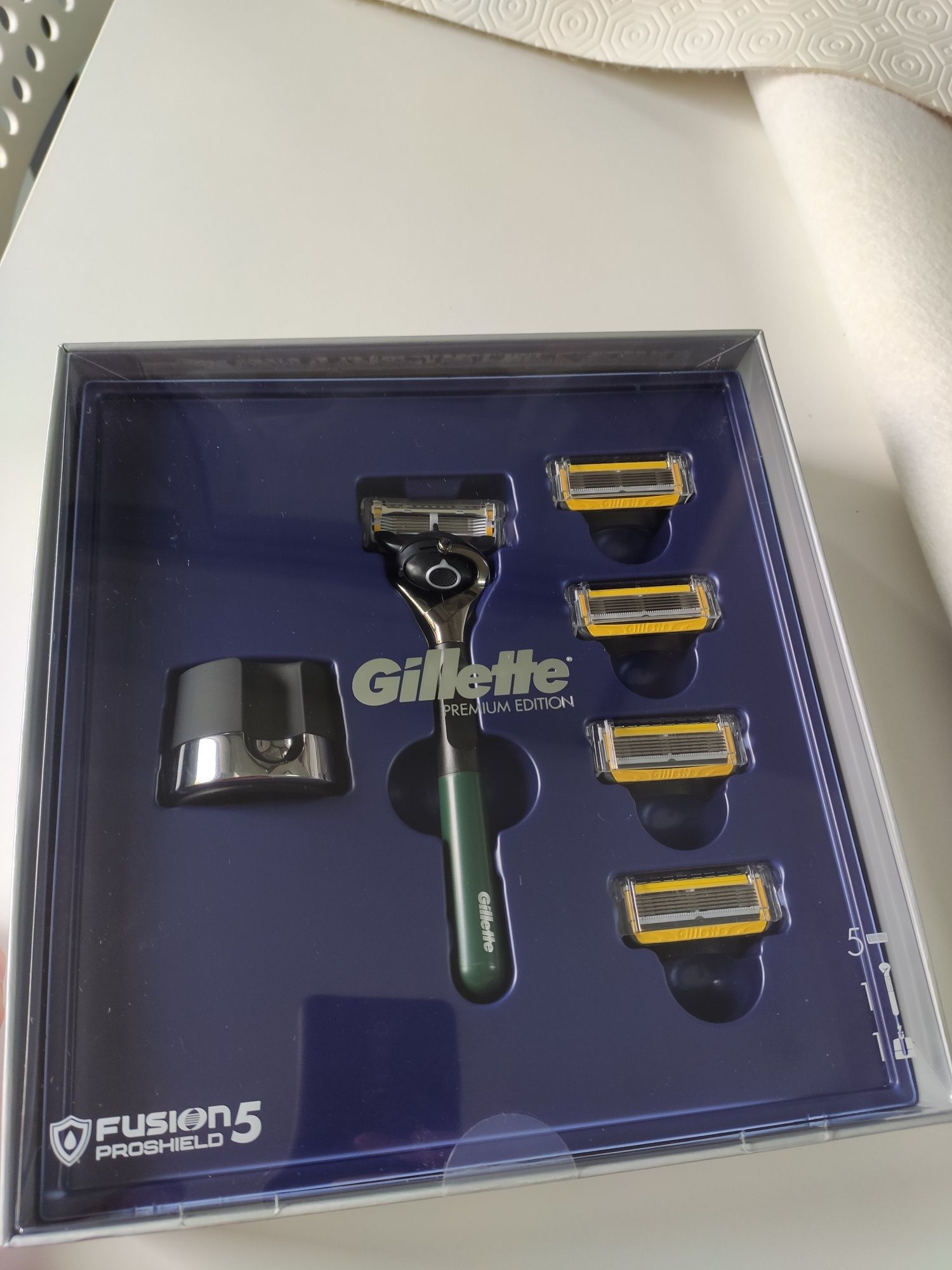 Gillette Fusion five