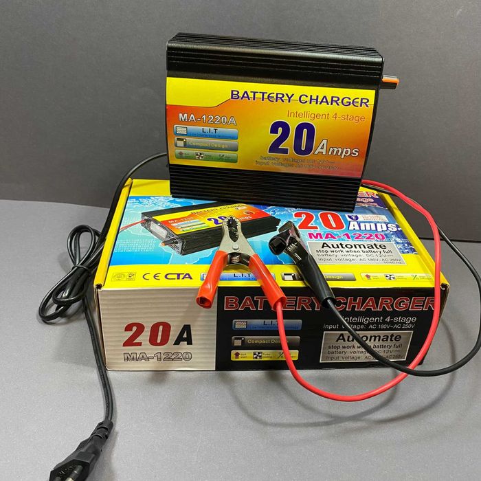 Металевий автомобільний зарядний пристрій на 12V 20A