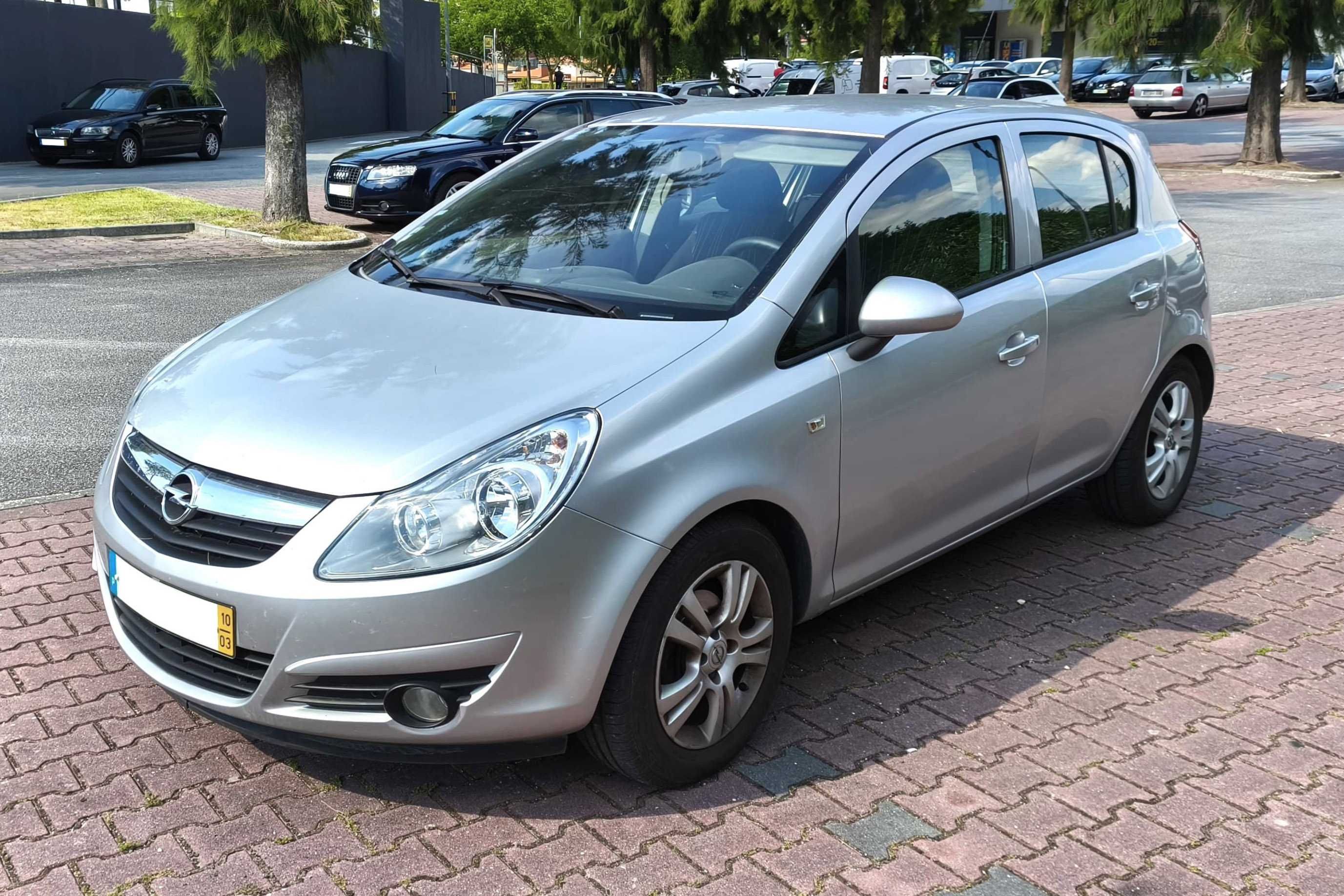 Opel Corsa 1.2 2010 c/151.000km