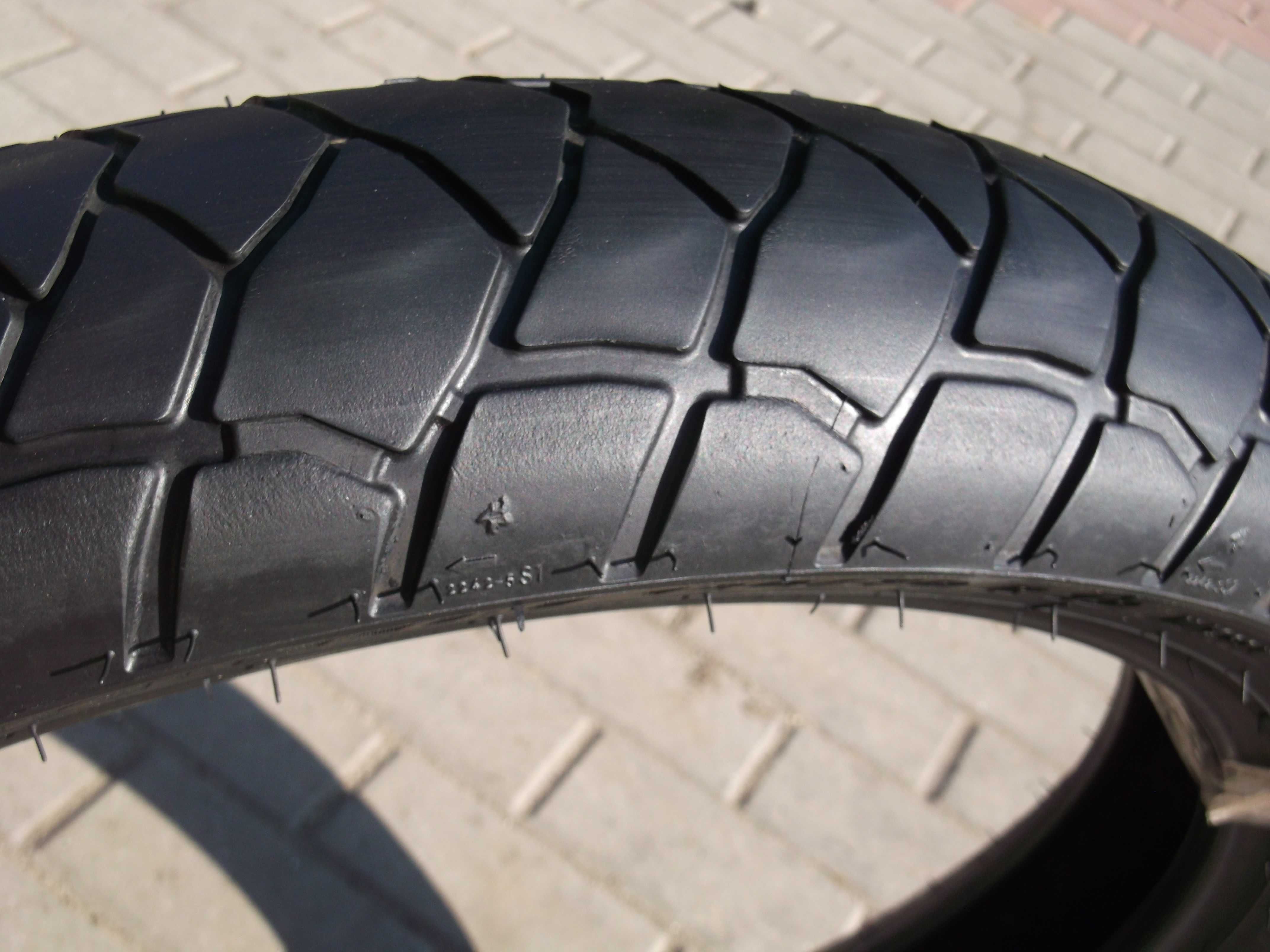 120/70 R19 Michelin Anakee Adventure Dot 0222 3,0mm