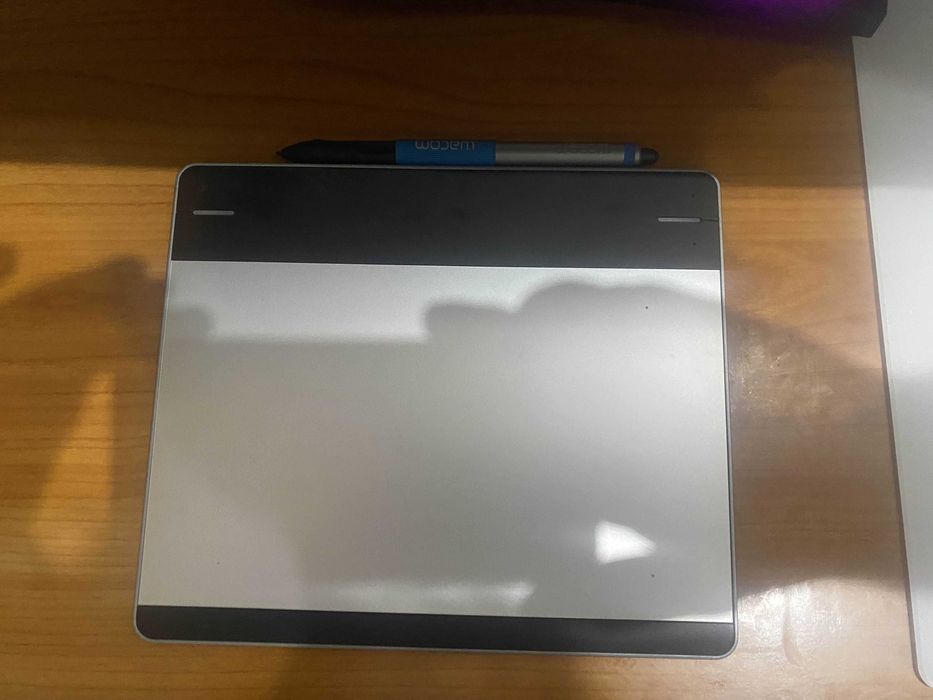 Tablet Intuos Pen &Touch S
