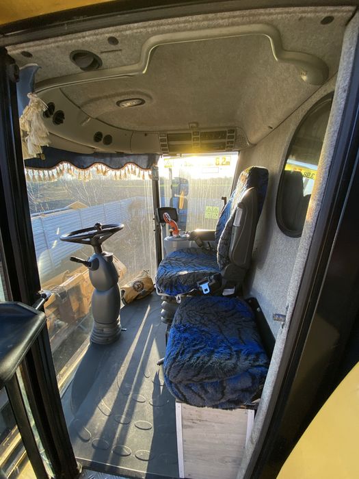 Зернозбиральний комбайн New Holland cx 6090