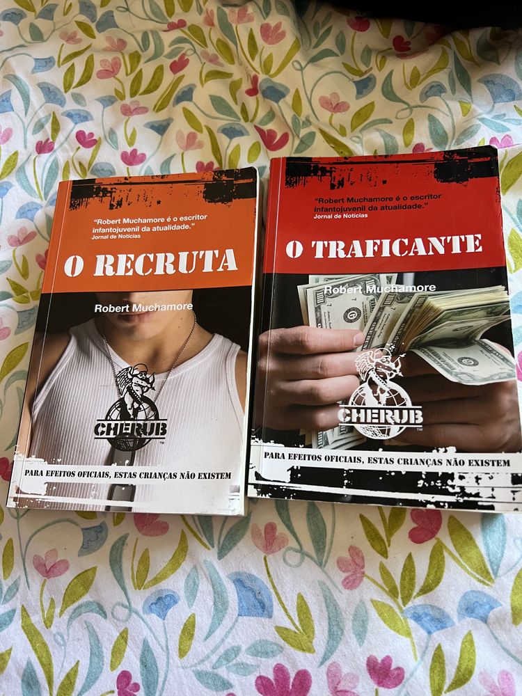 Livros para adolescentes - o Recruta( 1.ºvol)/o Traficante(2.ºvol.)