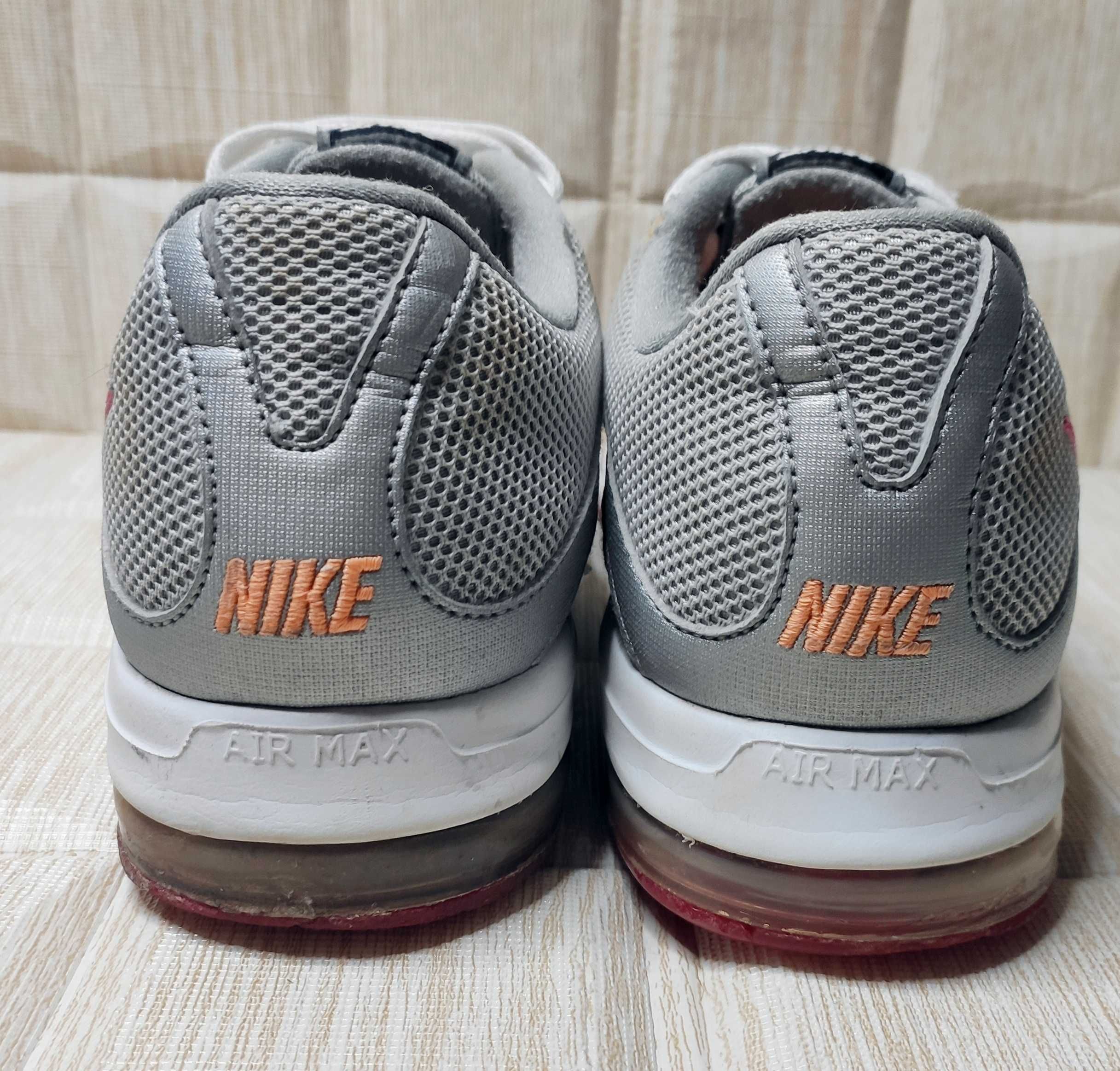 Nike Max Excel vintage y2k, rozmiar 42.5, stan bardzo doby