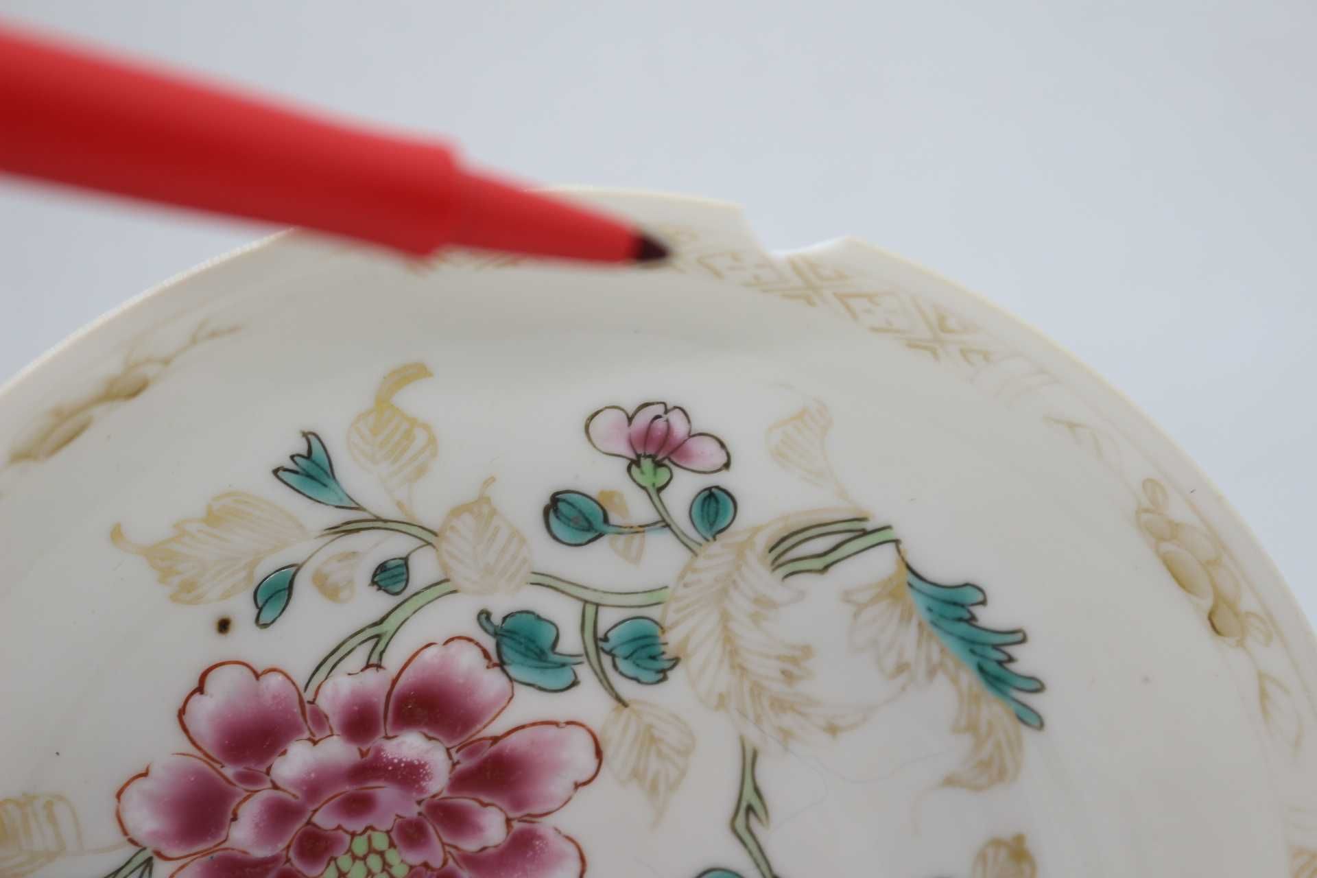 Prato Porcelana Chinesa Família Rosa floral XIX 14 cm