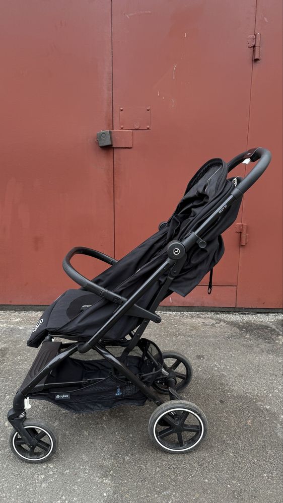 Продам прогулочную детскую коляску Cybex eazy s+2