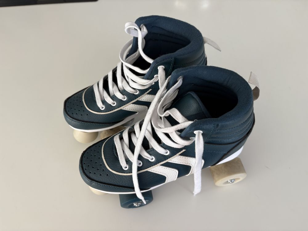 Patins 4 Rodas, 38 - Como Novos