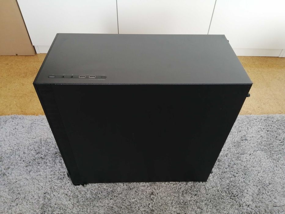 Torre / caixa ATX Fractal Pop Silent - última oportunidade!