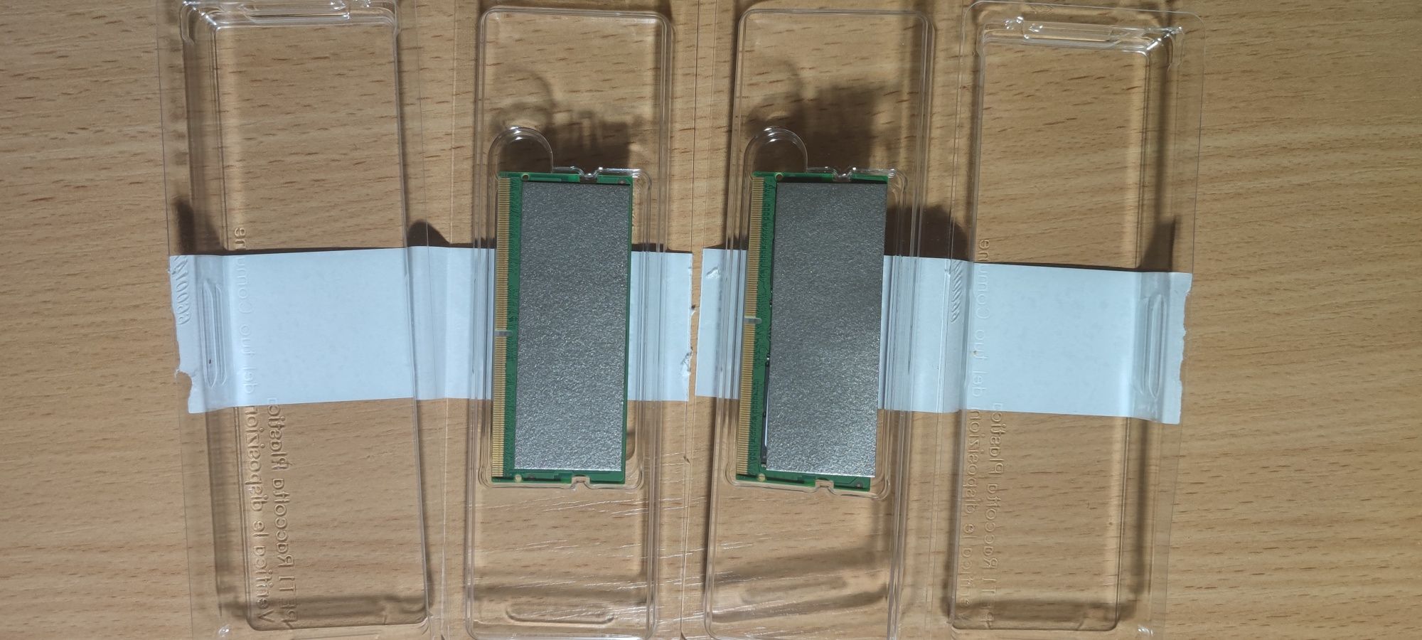 Память ноутбука SODIMM 2xDDR5 -4800 Samsung M425R1GB4BB0  2x8GB