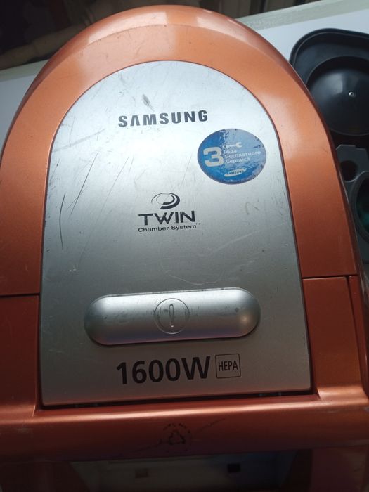 Пилосос samsung 1600w