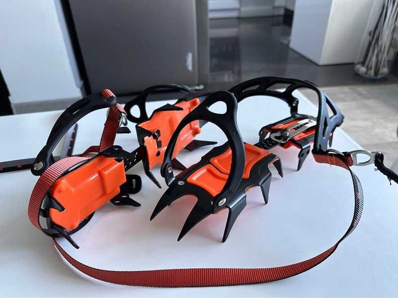 2 pary raków 12 zebów Crampons !