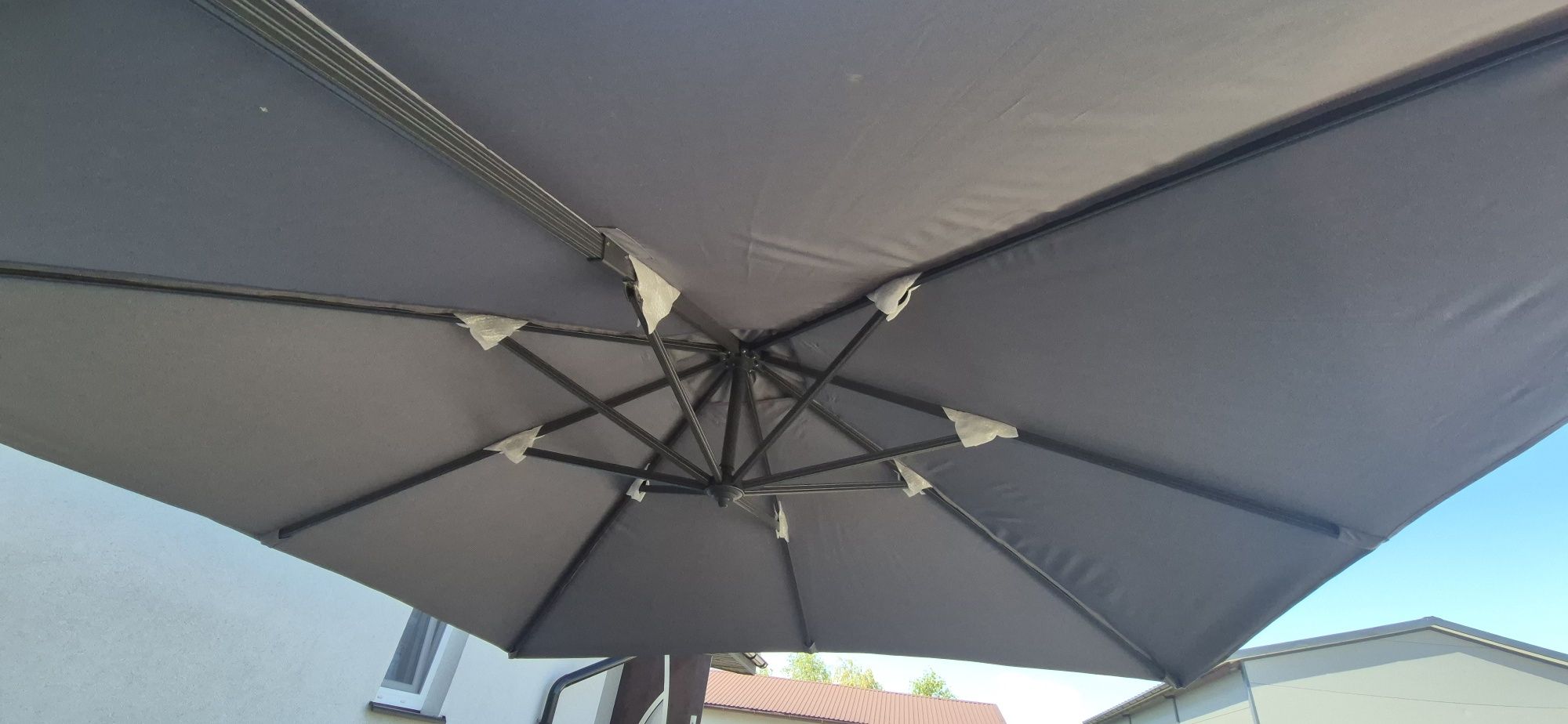Parasol ogrodowy solidny 3m. x 3m. Na jednej nodze