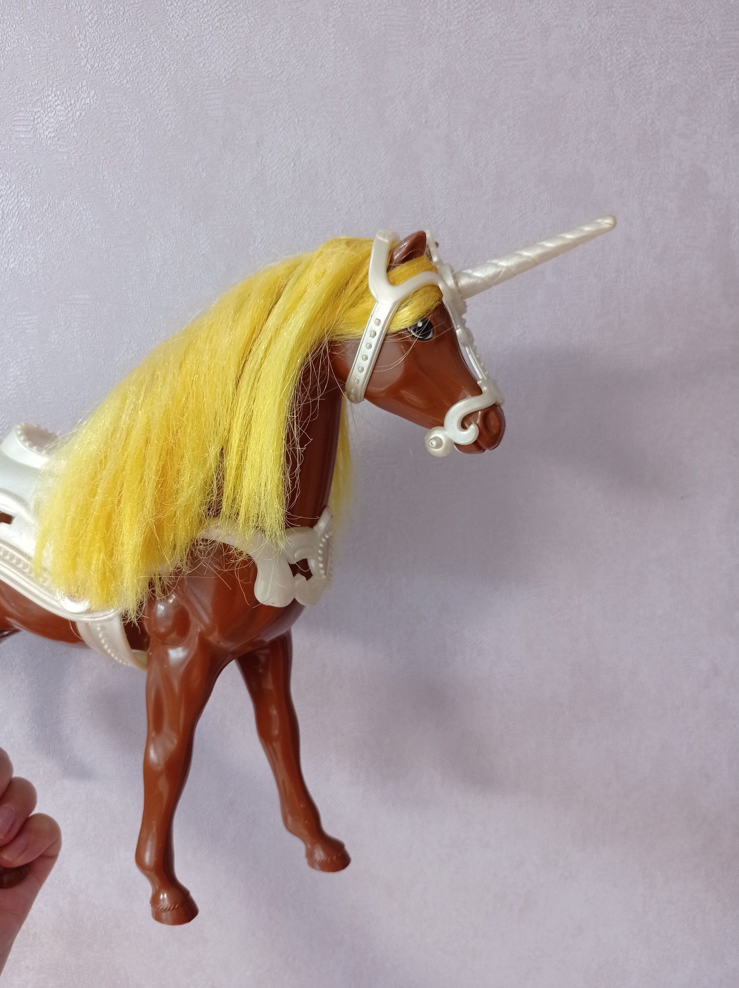 Коник конячка для ляльки барбі