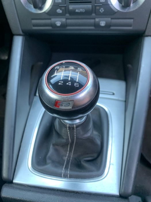 OKAZJA Gałka zmiany biegów AUDI A3 S3 8P BDB 6biegów