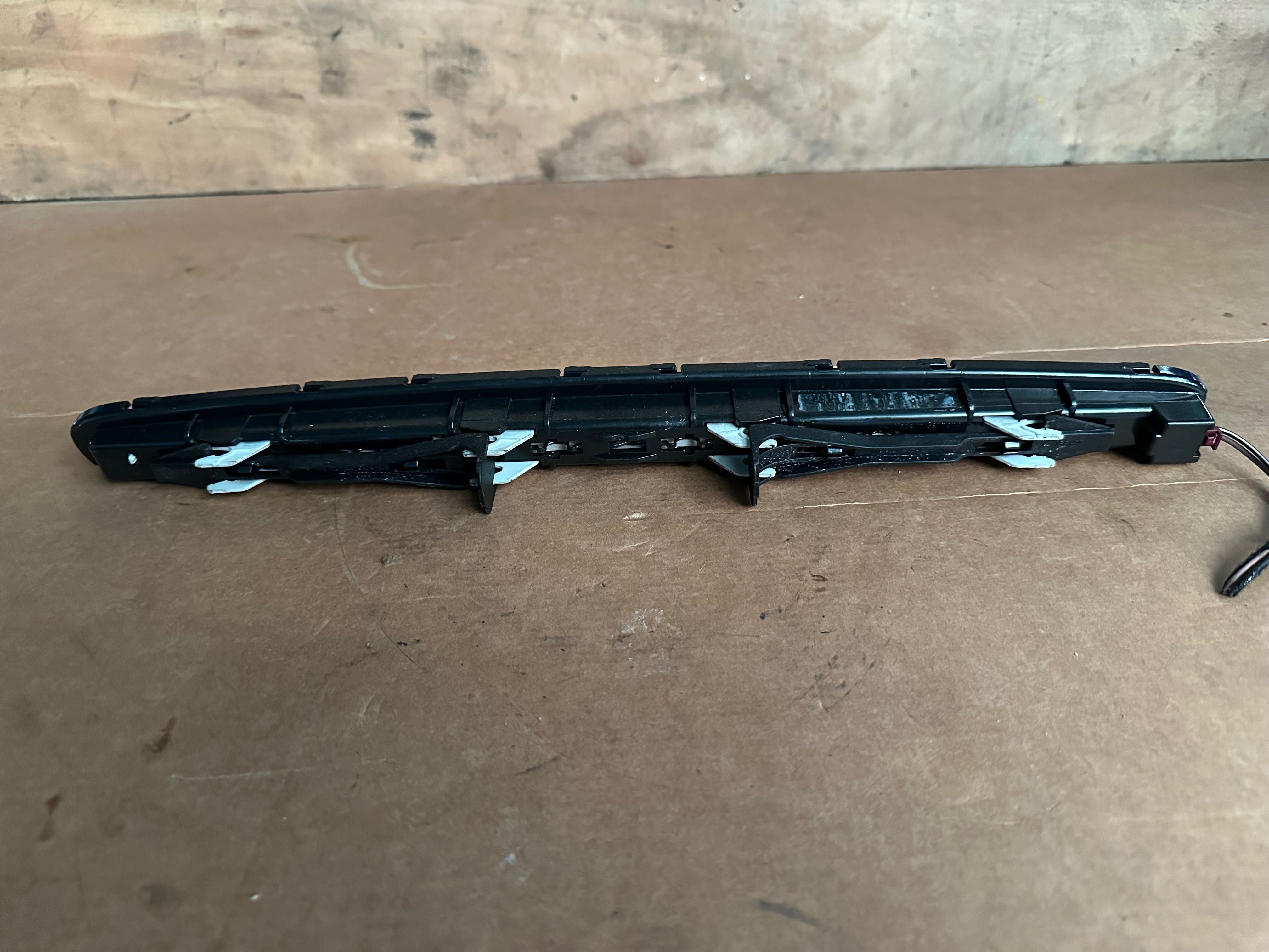 Terceiro stop original LED Mercedes W211 E211 E320 A211820.1456