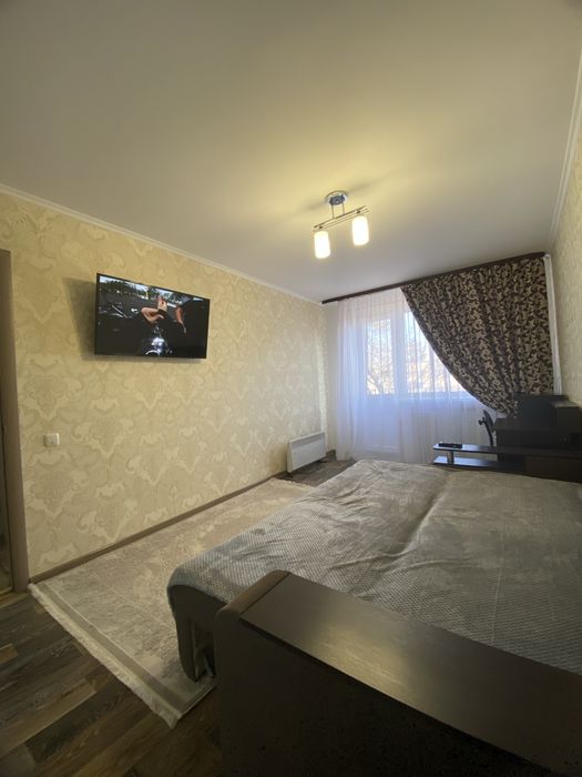 Здам квартиру подобово! Вільна з 1.04!