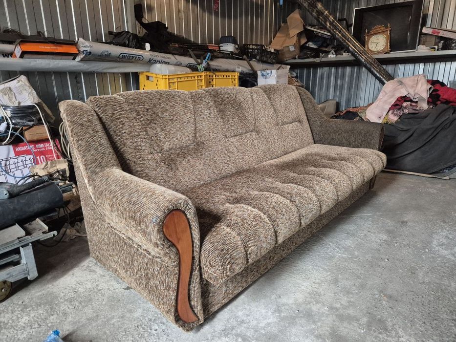 Продам Диван книжка