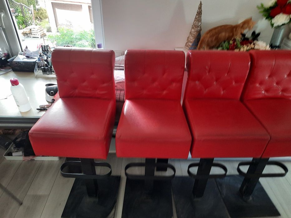 Hoker 4 sztuki czerwony stabilny