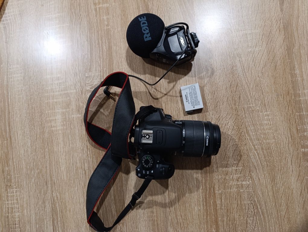 Canon EOS 700D  e microfone roge