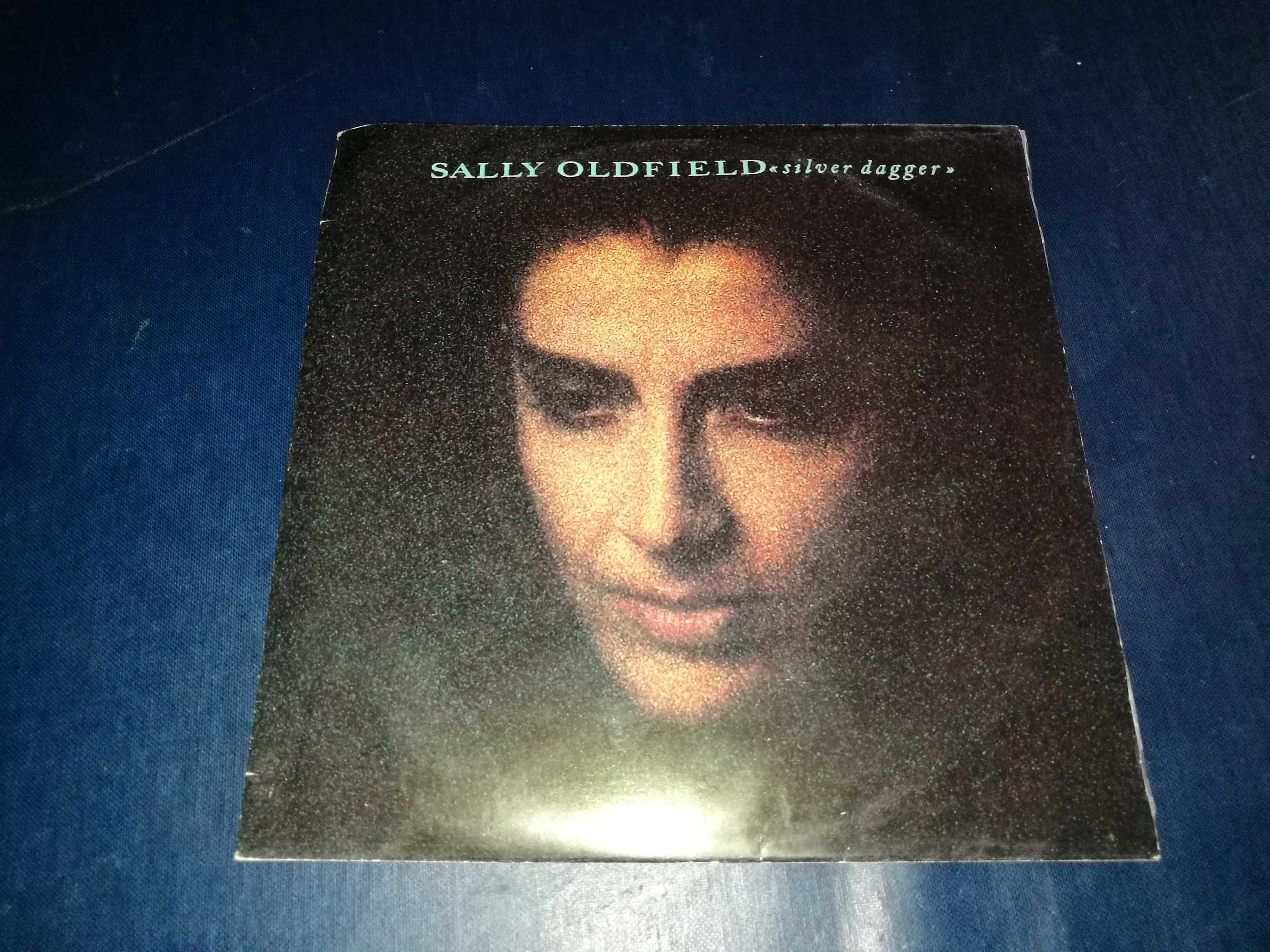 Sally Oldfield - Silver Dagger (SINGLE)