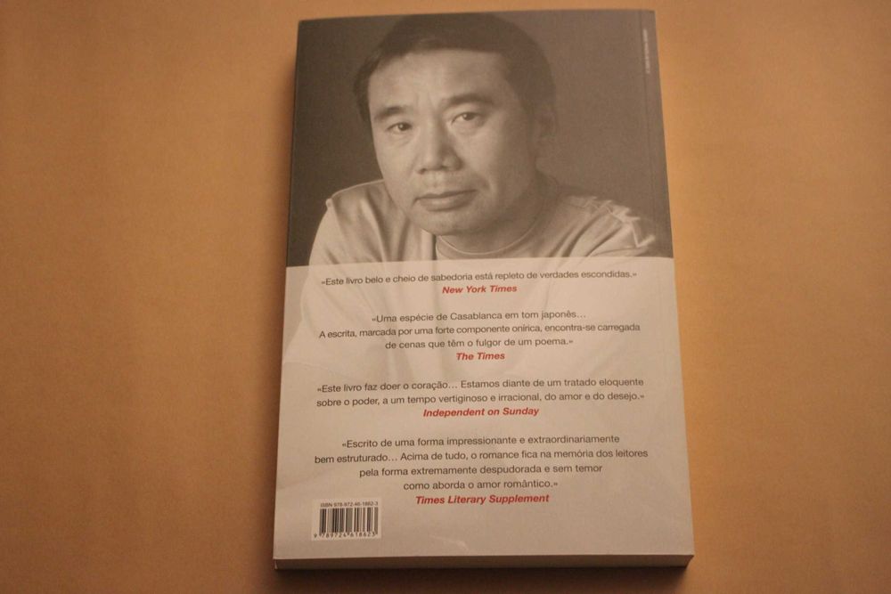 ' A Sul da Fronteira, a Oeste do Sol // Haruki Murakami