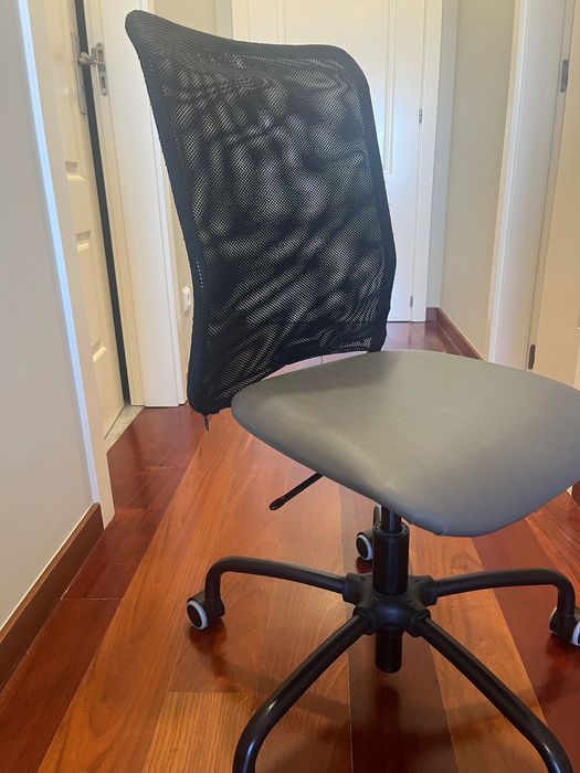Cadeira giratória IKEA (modelo descontinuado)