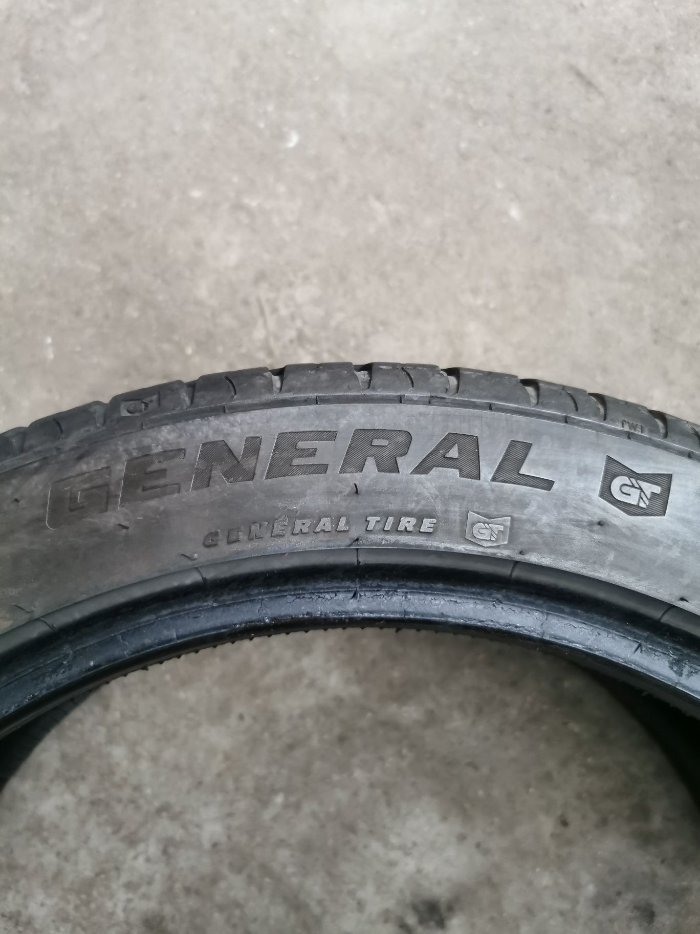 Komplet opon 215/45R17 91Y XL General Altimax one S