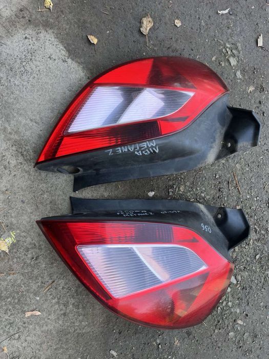 Задні фонарі на Рено Мегане 2.