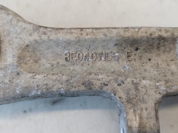 Braço de suspensão frente esquerdo AUDI A4 (8E2, B6)