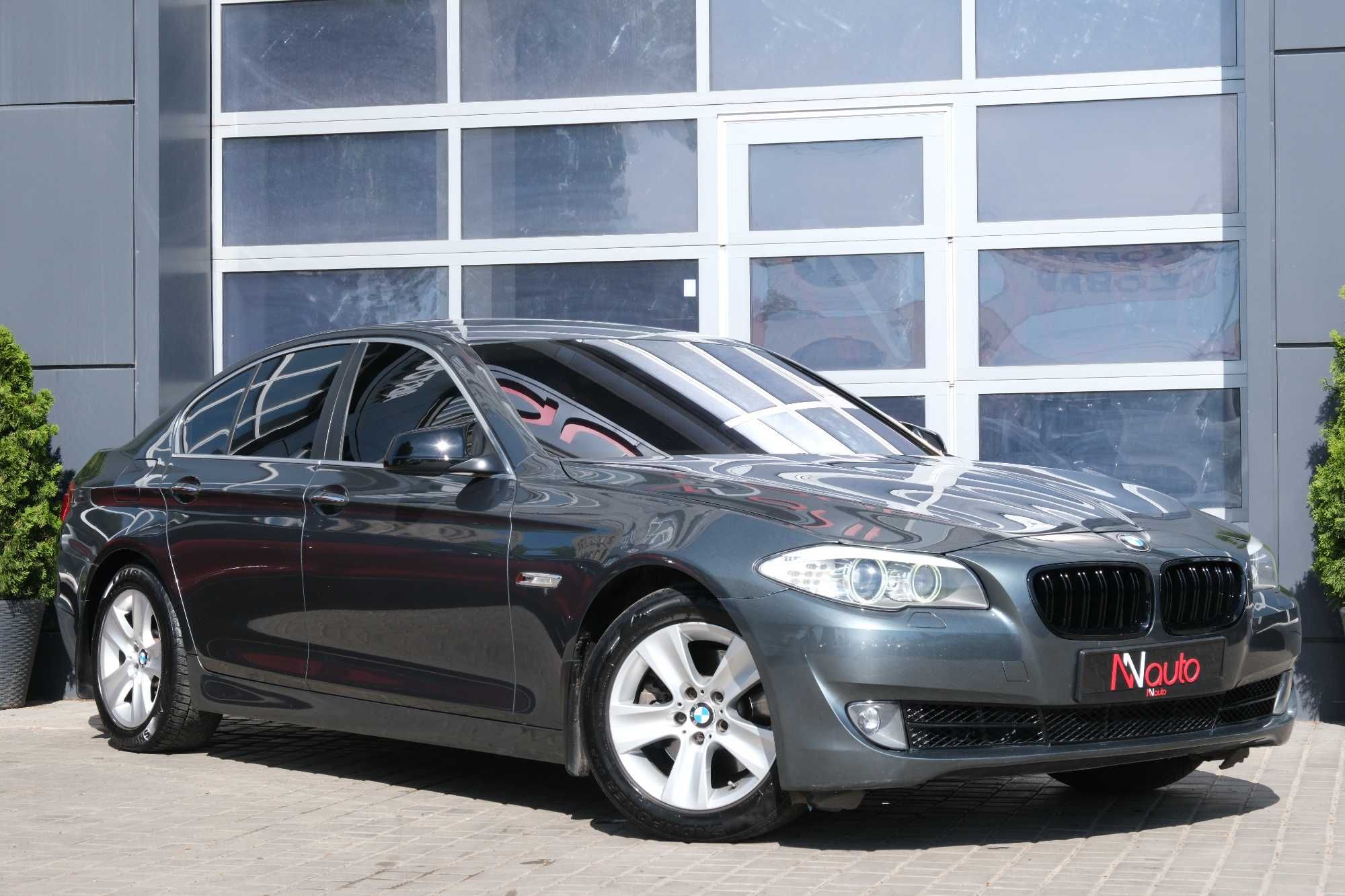 BMW 5 Автомобиль