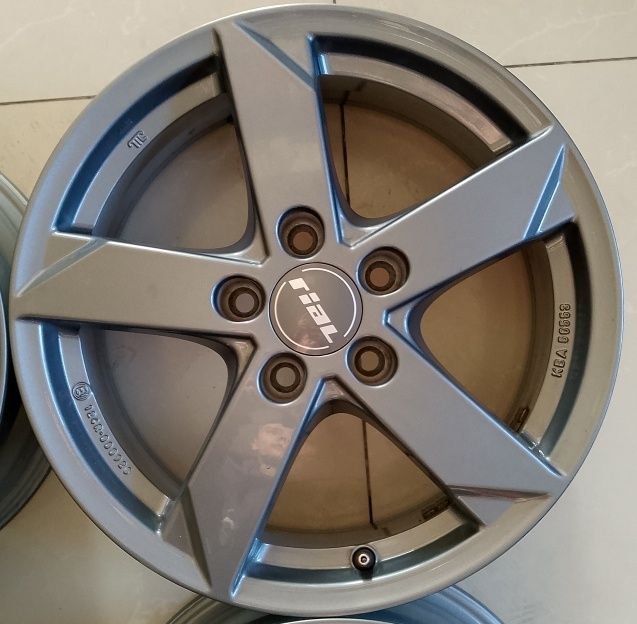 Диски R16/5/112 Rial Volkswagen Golf Skoda Octavia