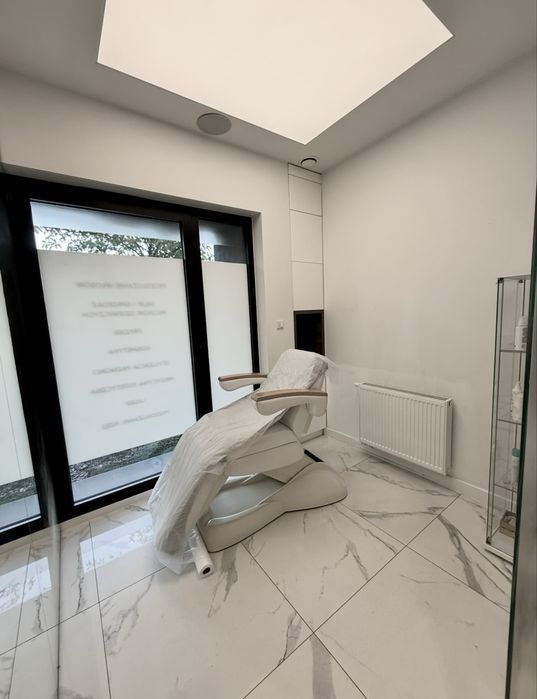 Salon fryzjerski kosmetyczny do wynajęcia