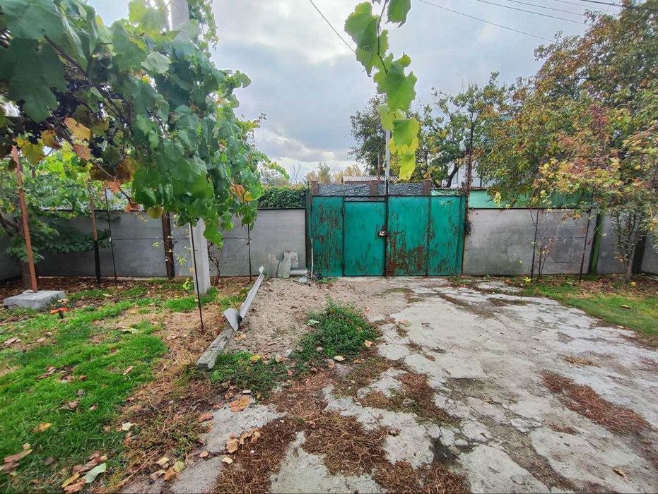 Продаж будинку по вул. Кубанська (р-н 20 лікарні та вул. Широка)