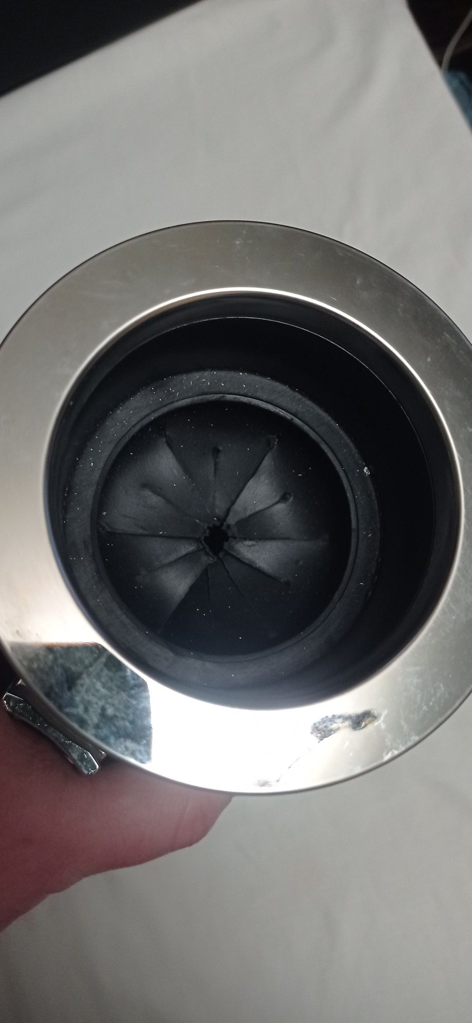 Продаю новый измельчитель отходов Easy Waste Sink Disposal