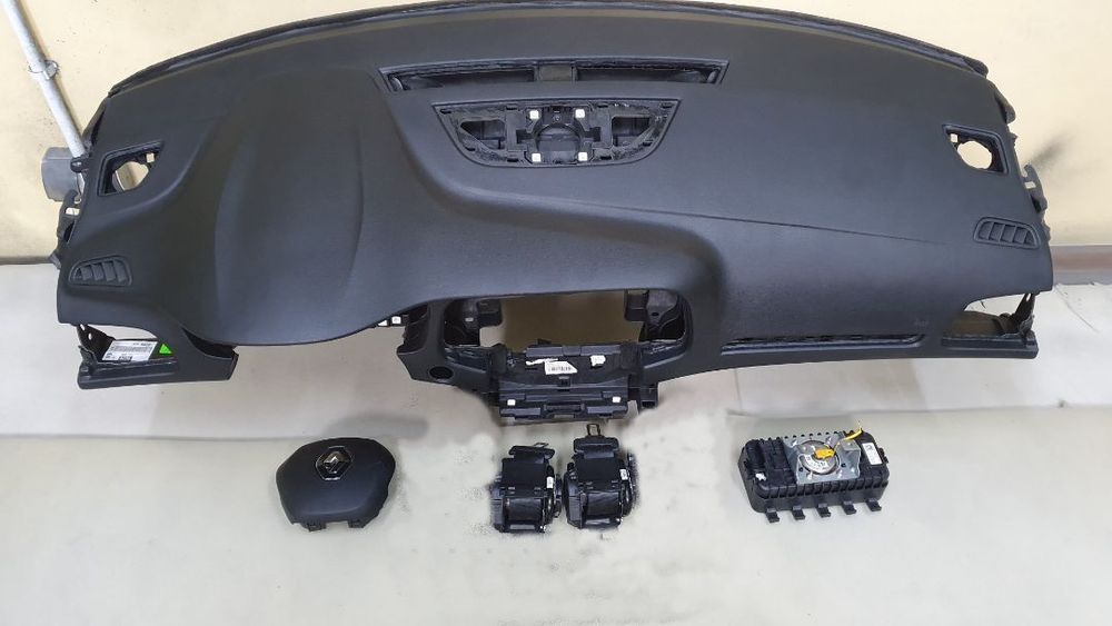 DESKA ROZDZIELCZA KONSOLA AIRBAG RENAULT MEGANE IV PODUSZKI PASY