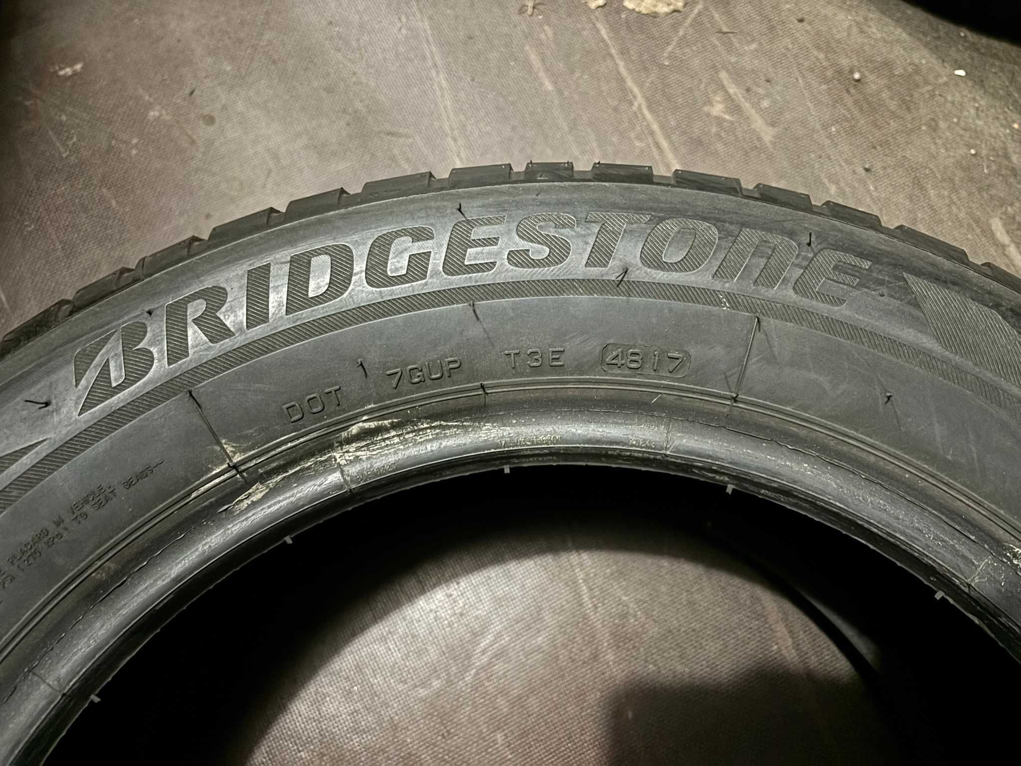 2X Opony Zimowe 225/55R17 97H BRIDGESTONE BLIZZAK LM001 6.5MM 2017R