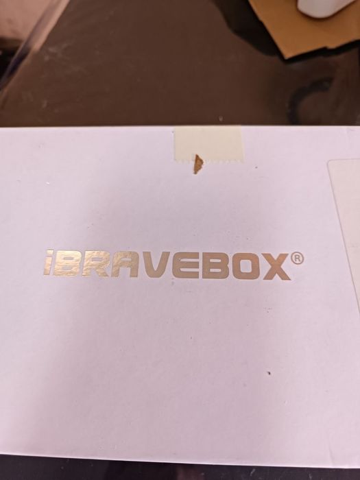 Измеритель спутникового сигнала Bravebox HD Satellite Finder.