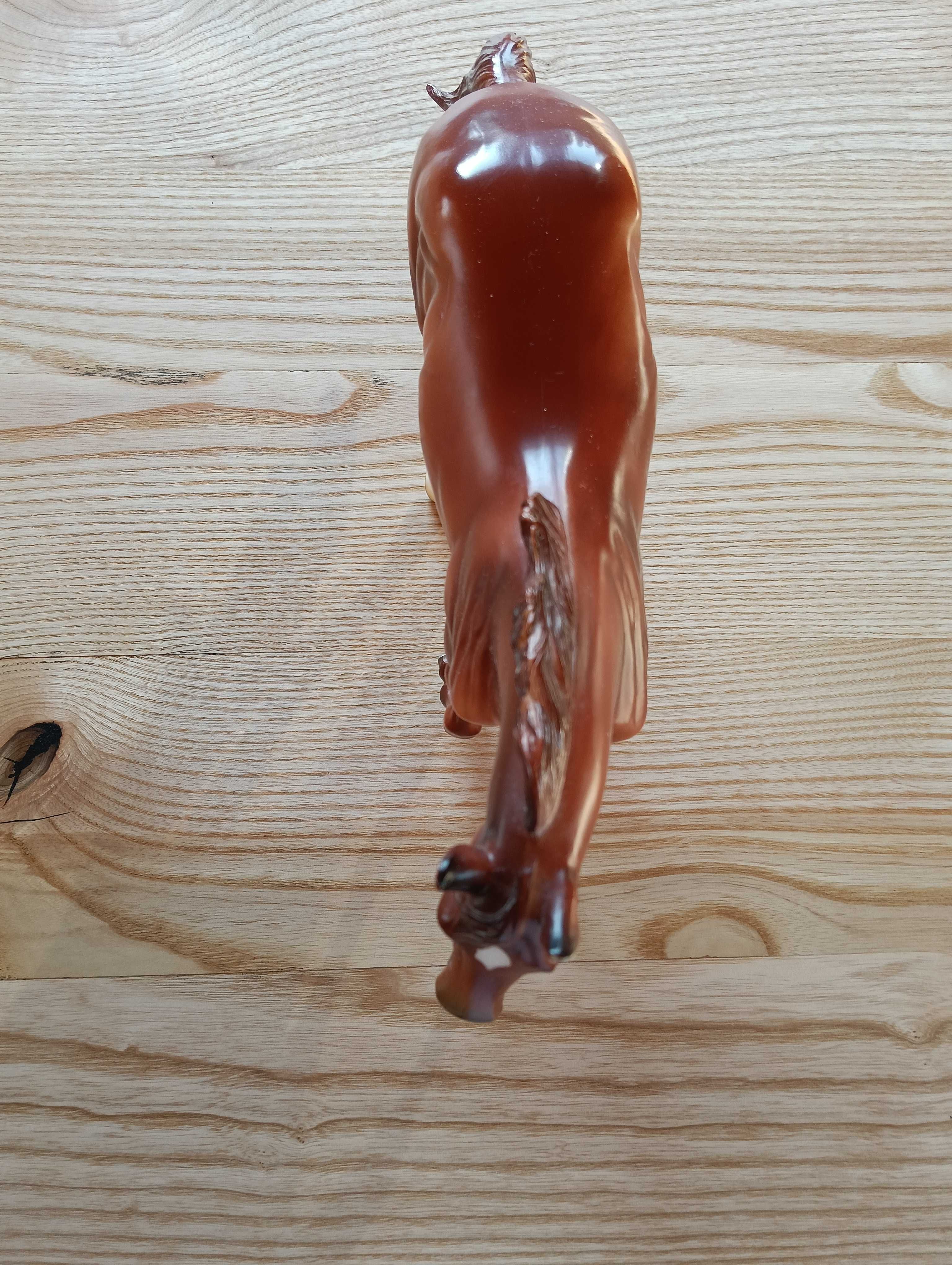 Figurka konia Breyer .