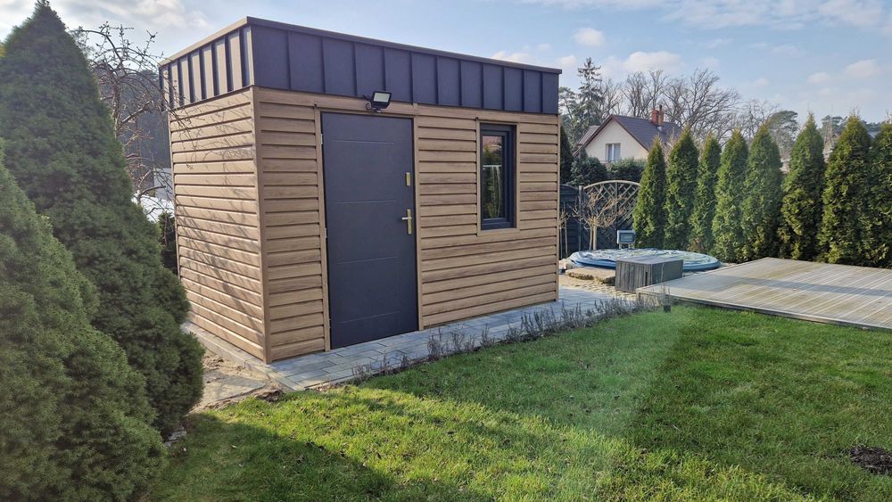 Garaż Hala Pawilon z blachy lub płyty warstwowej