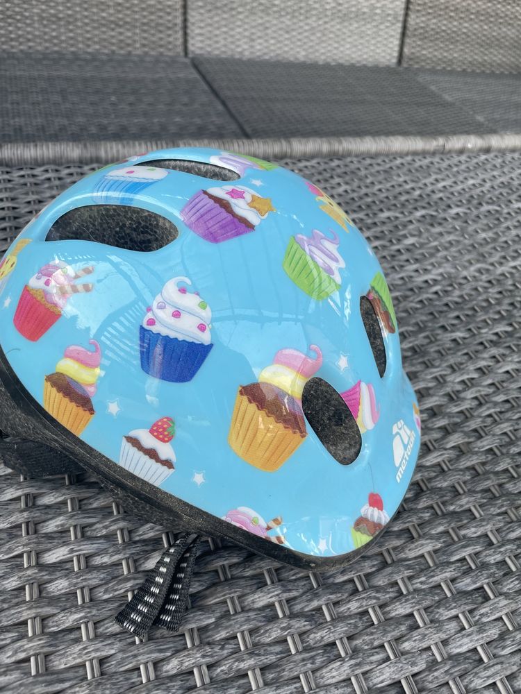 Kask dziecięcy xs muffinki