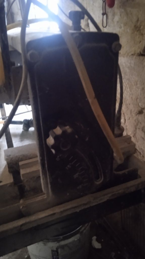 Продам станок для резки гранита, плитки, тротуарная плитка