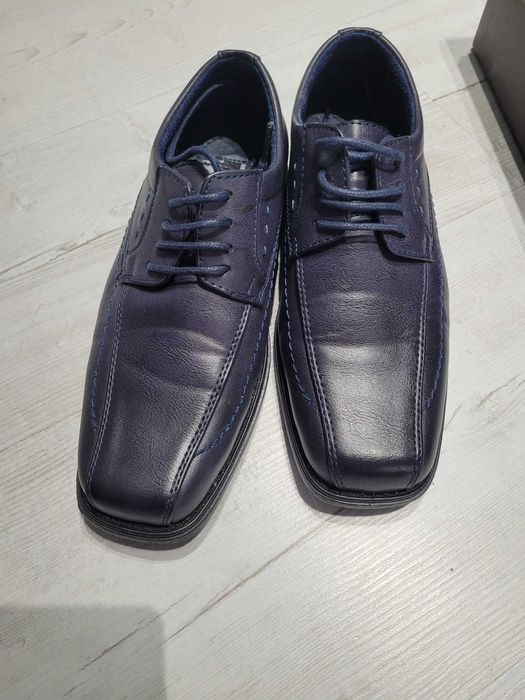 Buty chłopięce eleganckie
