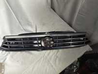 Grill atrapa R line VW passat b8 oryginał