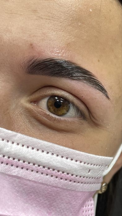 Ламінування вій та брів