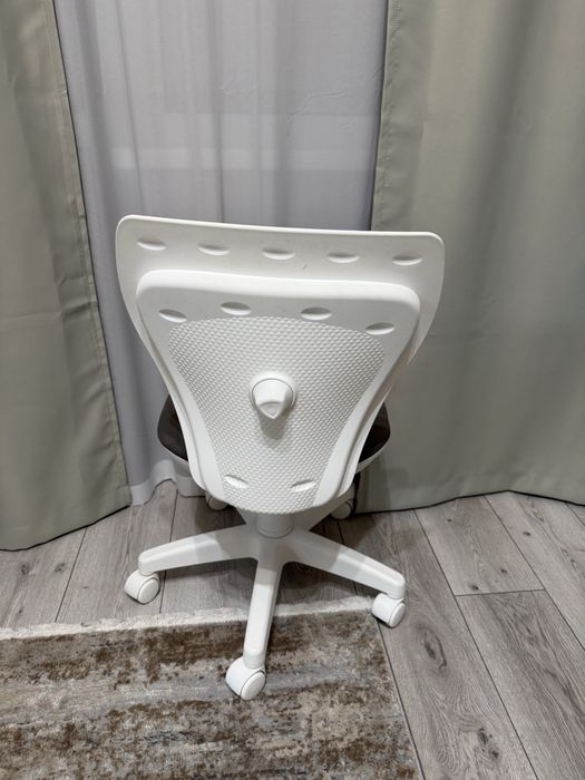 Продам два стільця